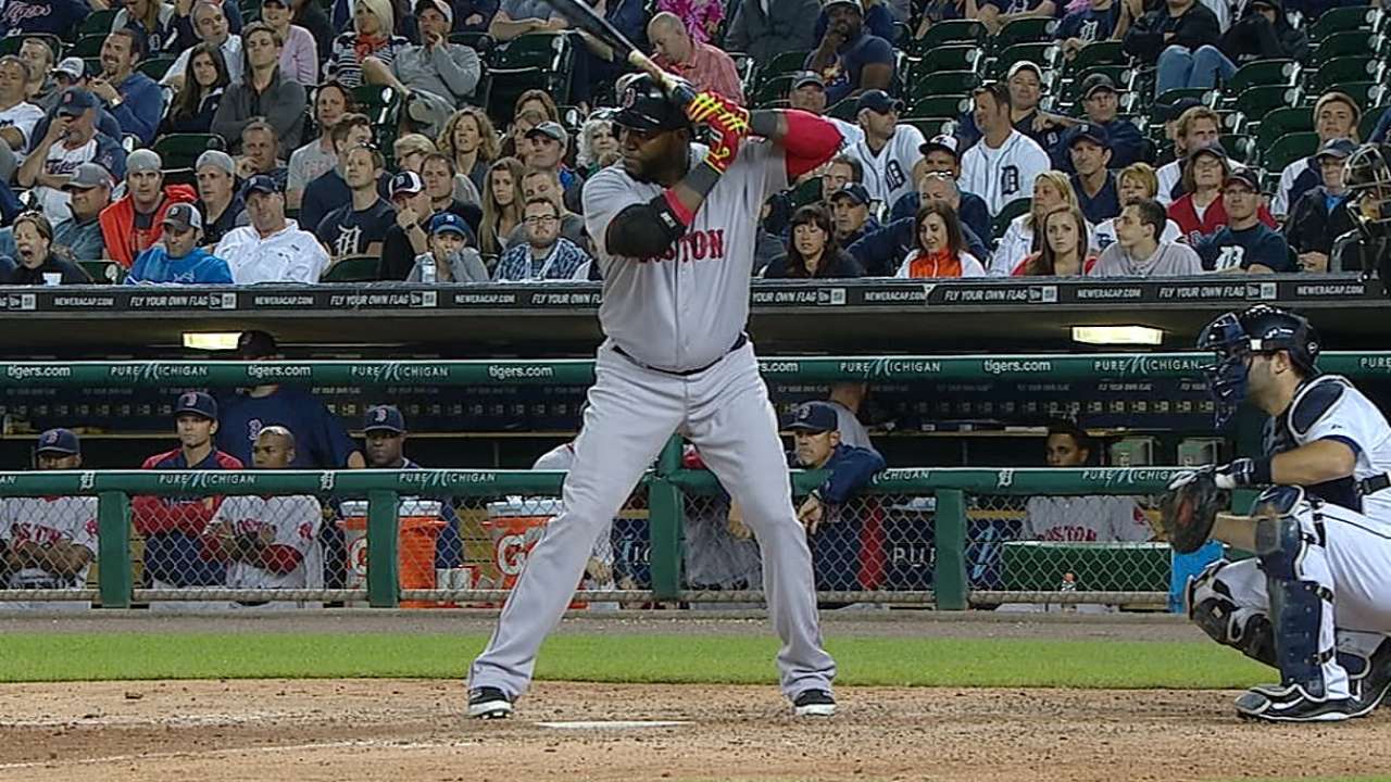 Papi's power propels Sox to comeback win in Detroit
