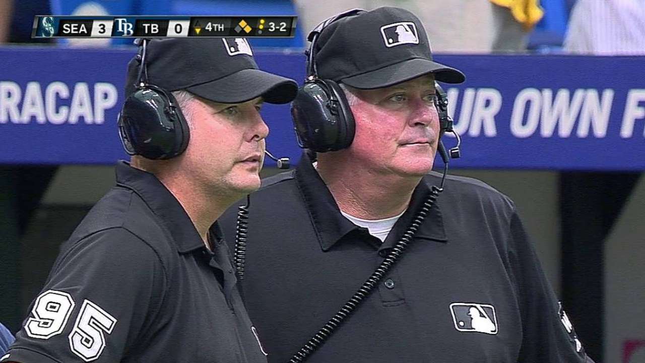 Rays lose challenge on close play at first