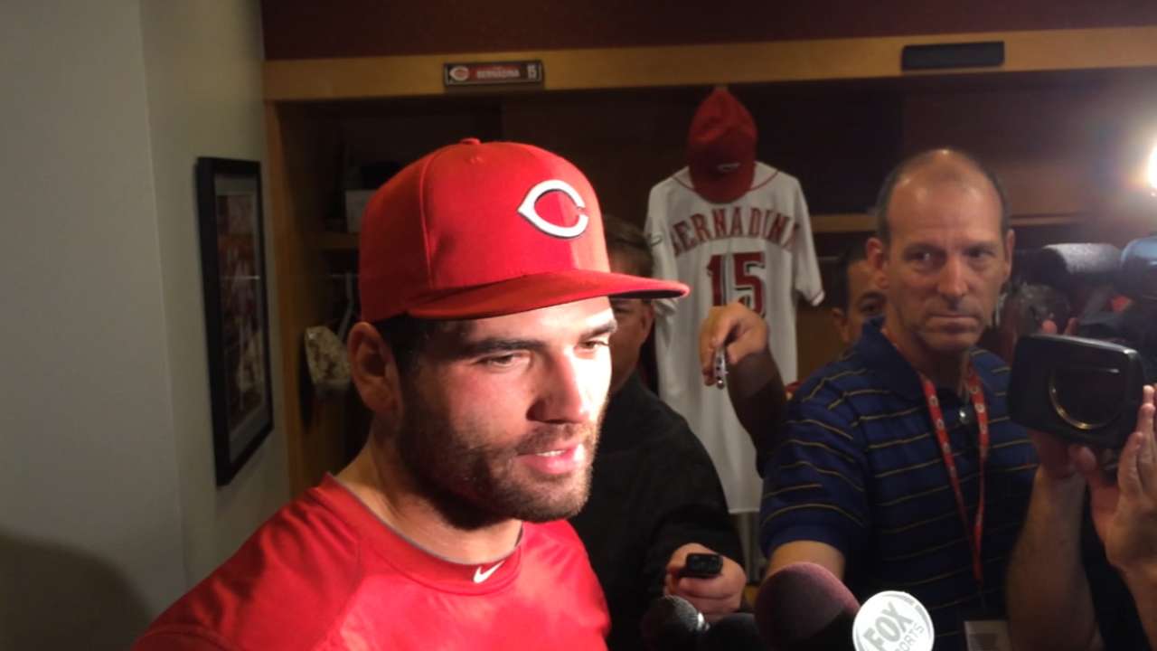 Votto singles, walks in return from DL