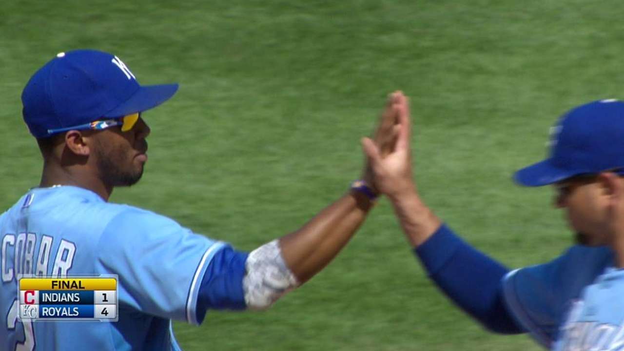 Davis, Holland form dynamic duo at back end of 'pen
