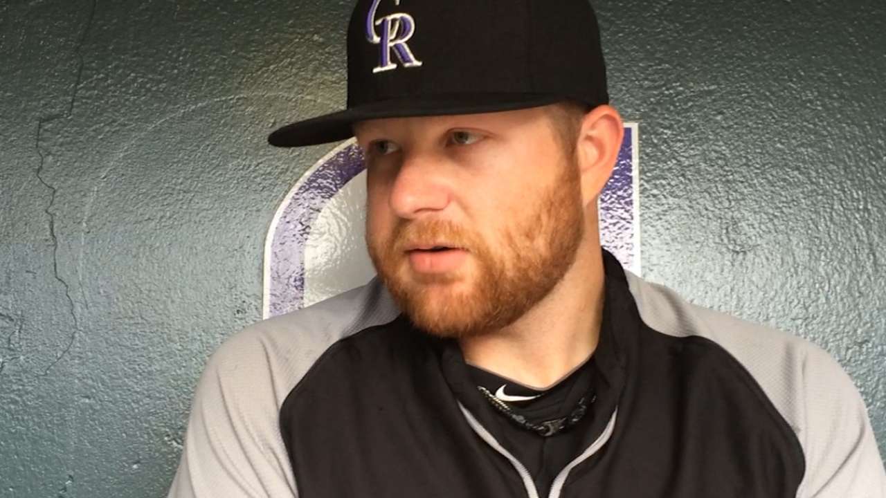 Through trying times, Anderson has dad's support