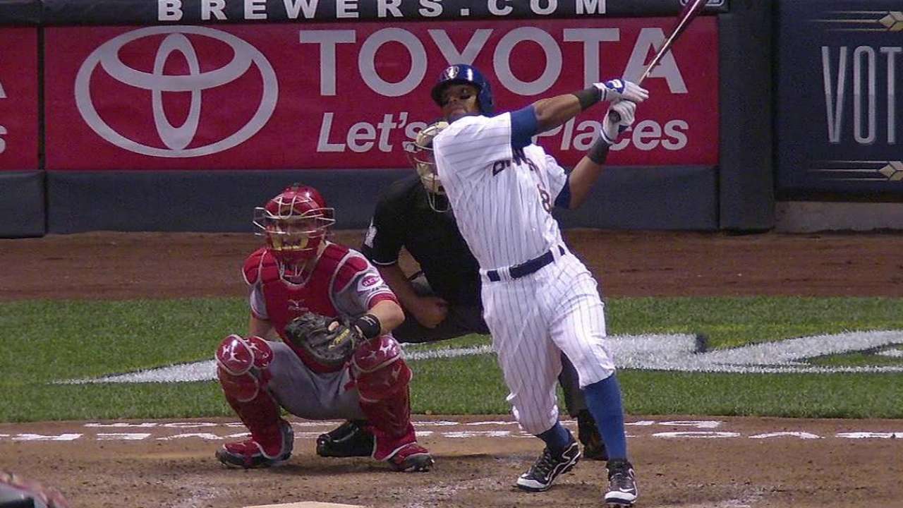 Brewers rally after four errors but fall to Reds