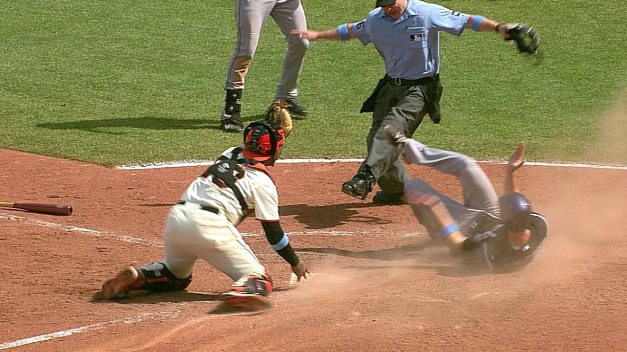 Morneau ayudó a Rockies a barrer a los Gigantes