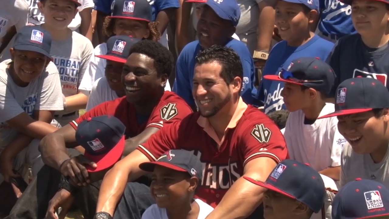 Gregorius, Peralta visit Urban Youth Academy
