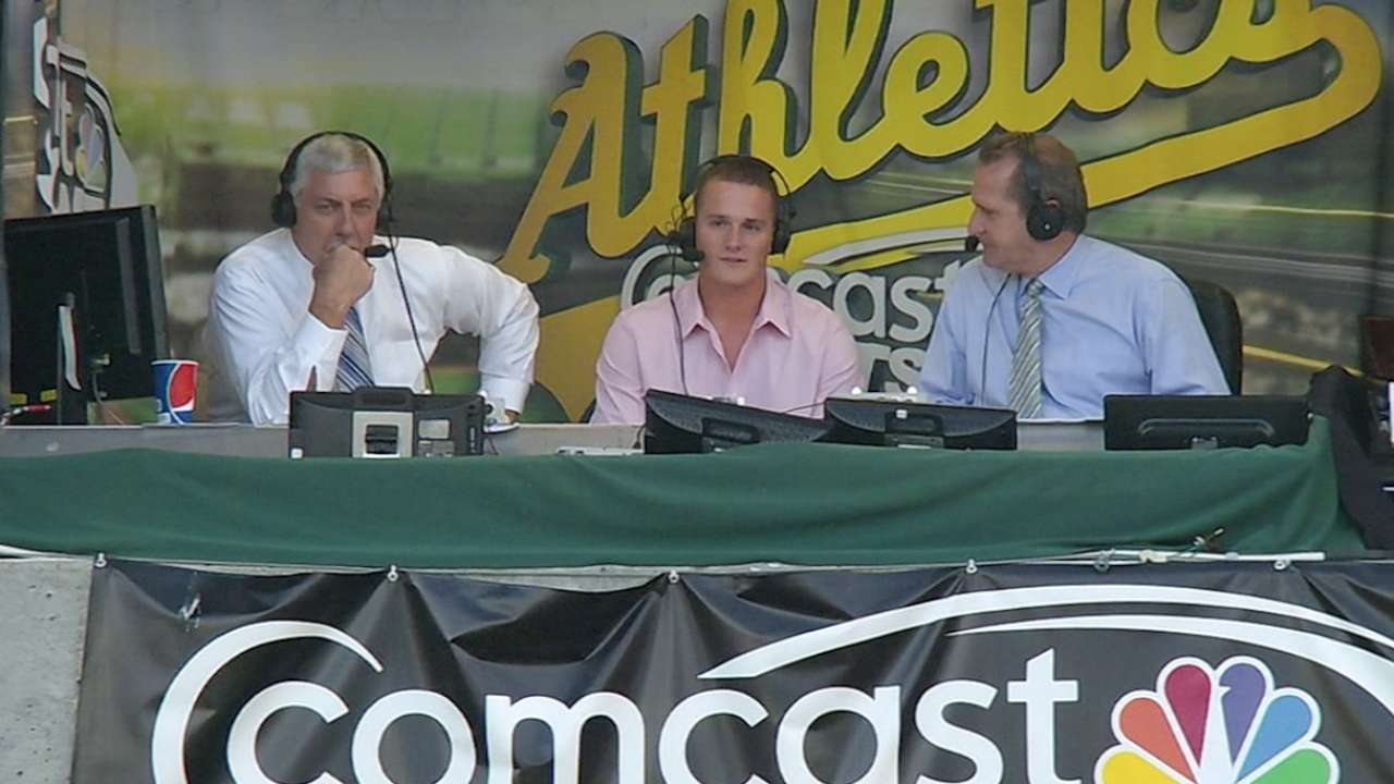 After inking deal, Chapman works out with A's