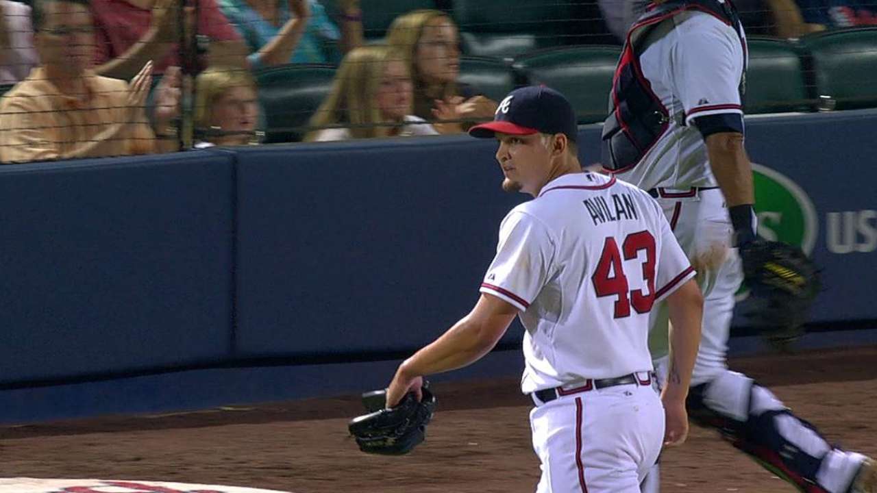 Braves option Avilan and promote fellow lefty Shreve