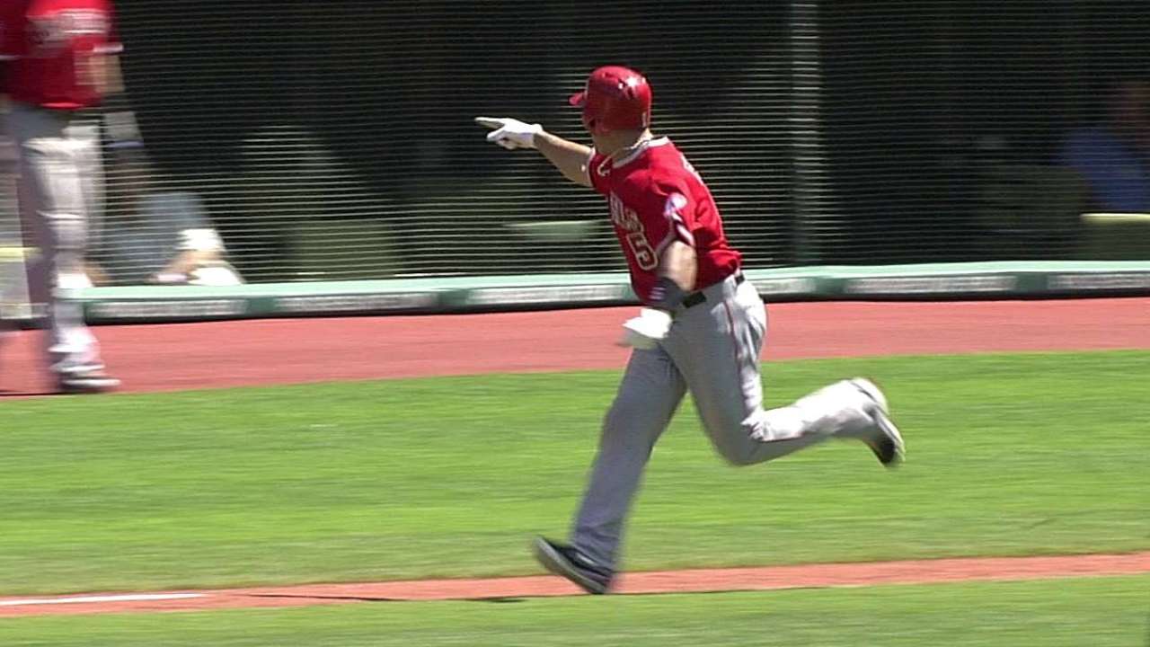 Game slips away from Halos' bullpen in 10th
