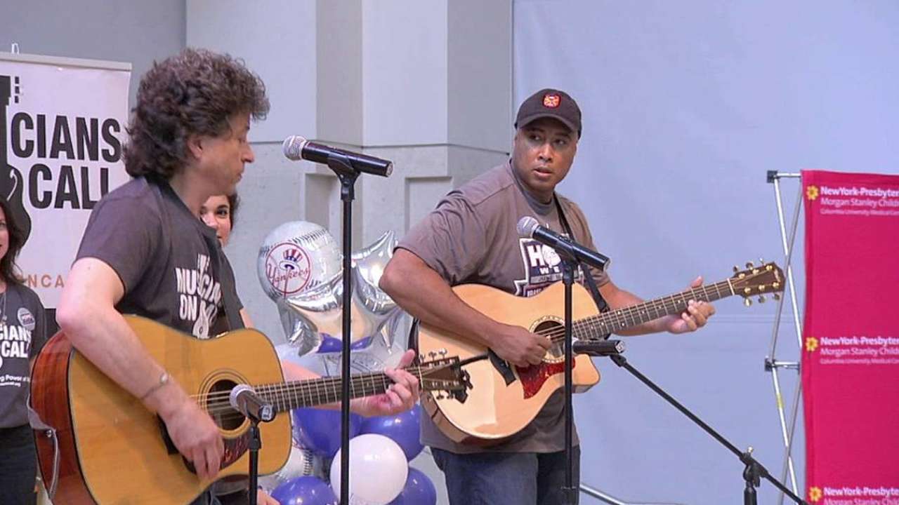 Yankees honor Musicians on Call during HOPE Week