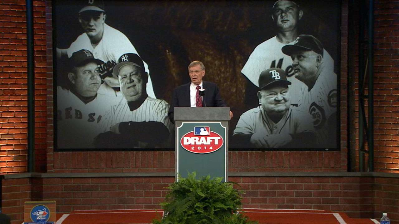 At his final Draft, Selig lauds event as vital