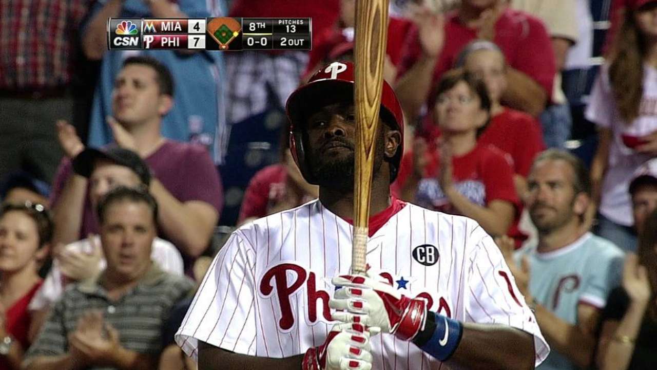 Holding back tears, Gwynn Jr. returns to ovation