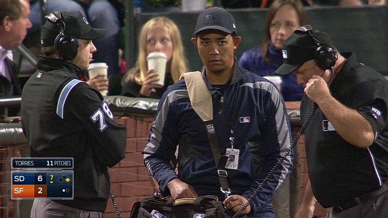 Padres lose challenge on play at first base