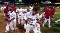Phils shake off homers, walk off on Utley's shot in 14th