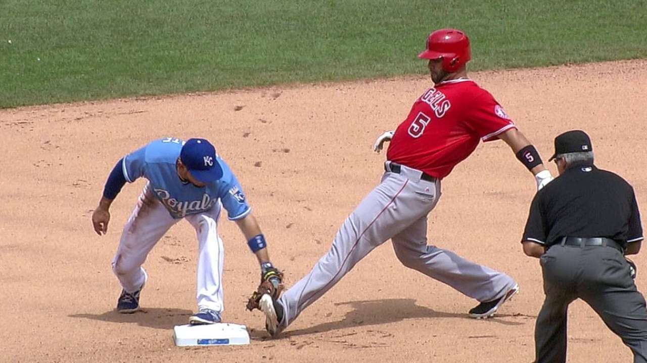 Pujols slowed by swollen lymph gland in groin