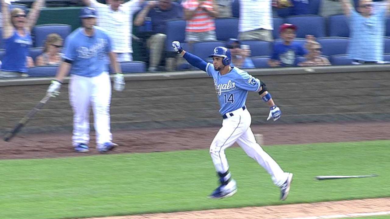 Reales vencen a Angelinos con hit de oro de Infante