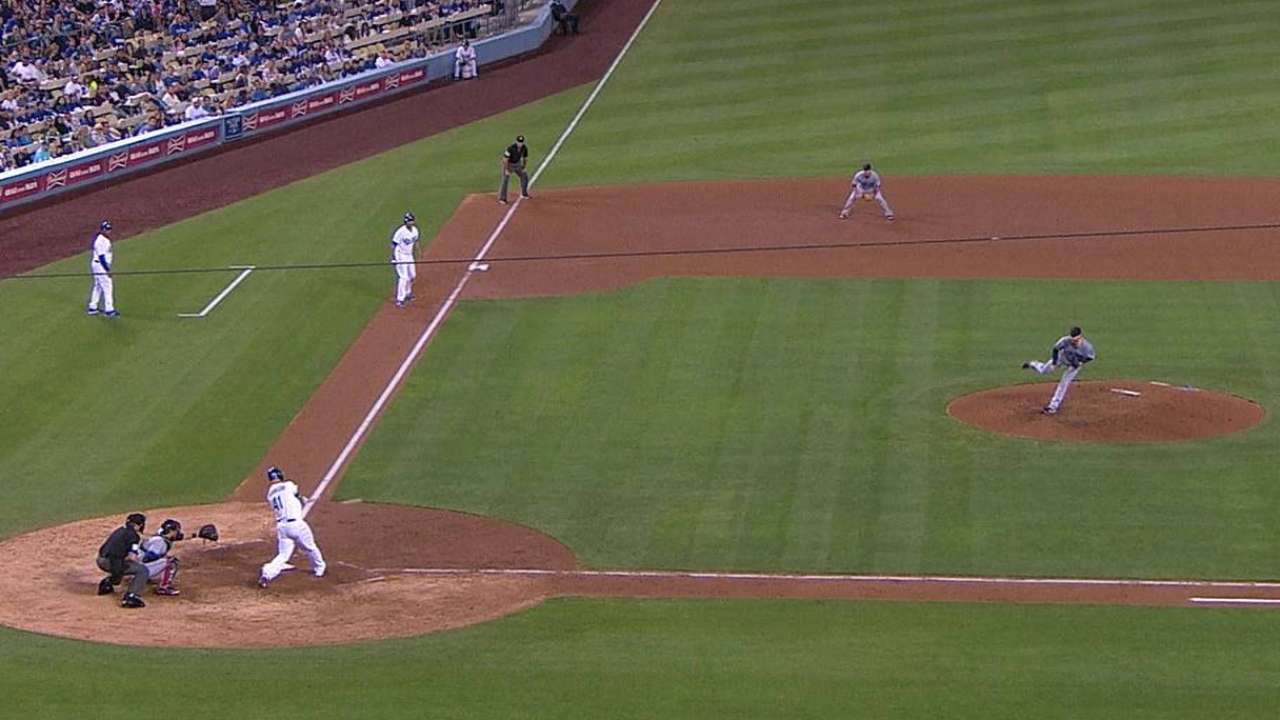 Humble Robinson is Dodgers' unlikeliest hero