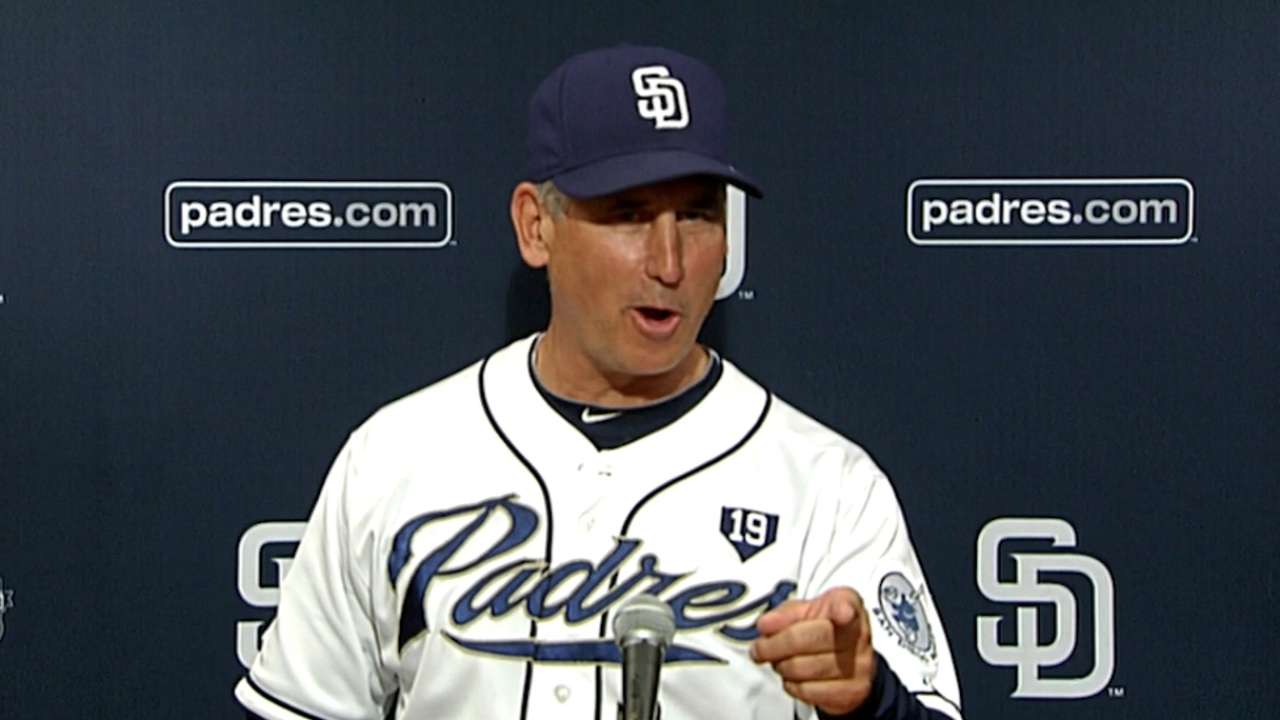 Padres repeat feat of winning with single hit