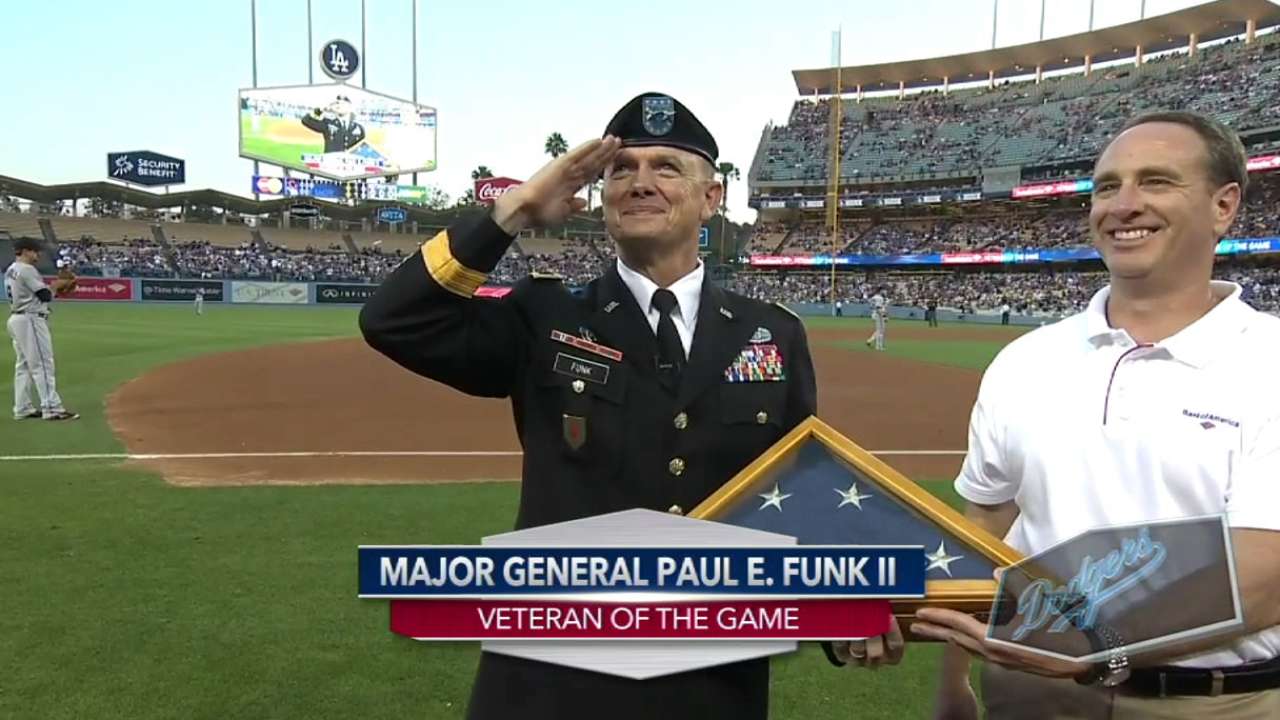 For lifelong fan, visit to Dodger Stadium a Major deal