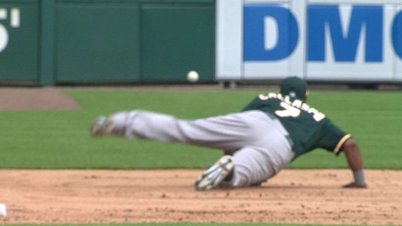 Tigres aplastan a Oakland para completar la barrida