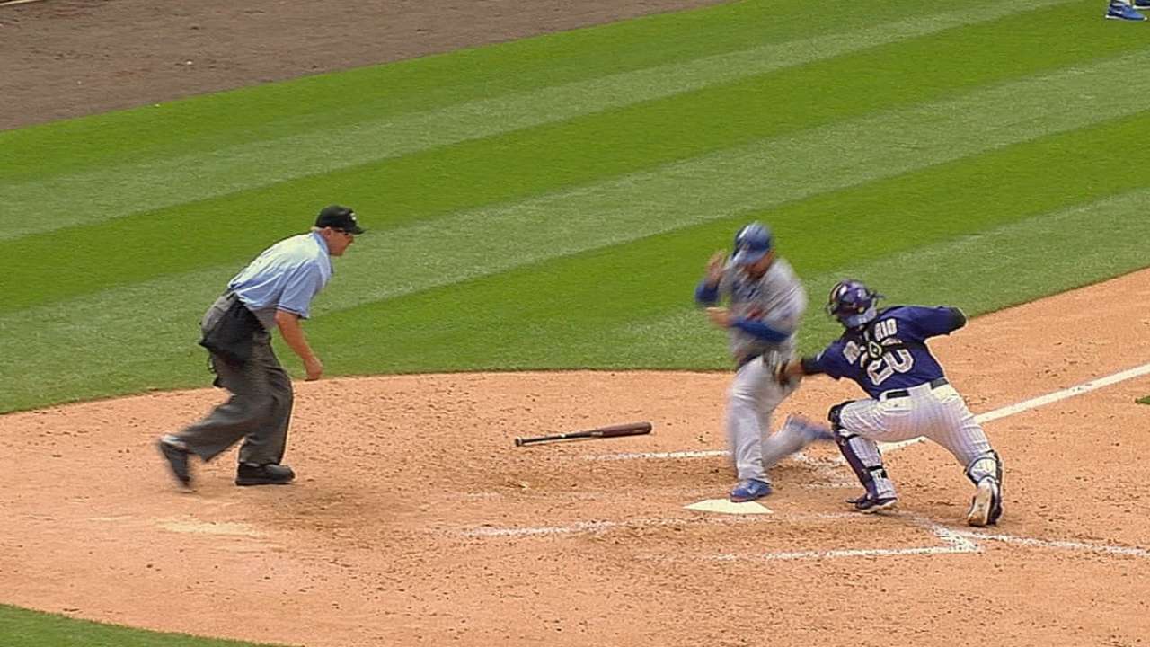 Dodgers cruise behind Beckett's short outing