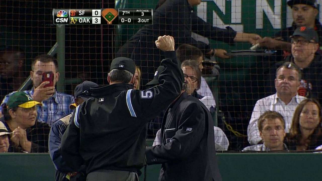 Two video reviews don't go Giants' way