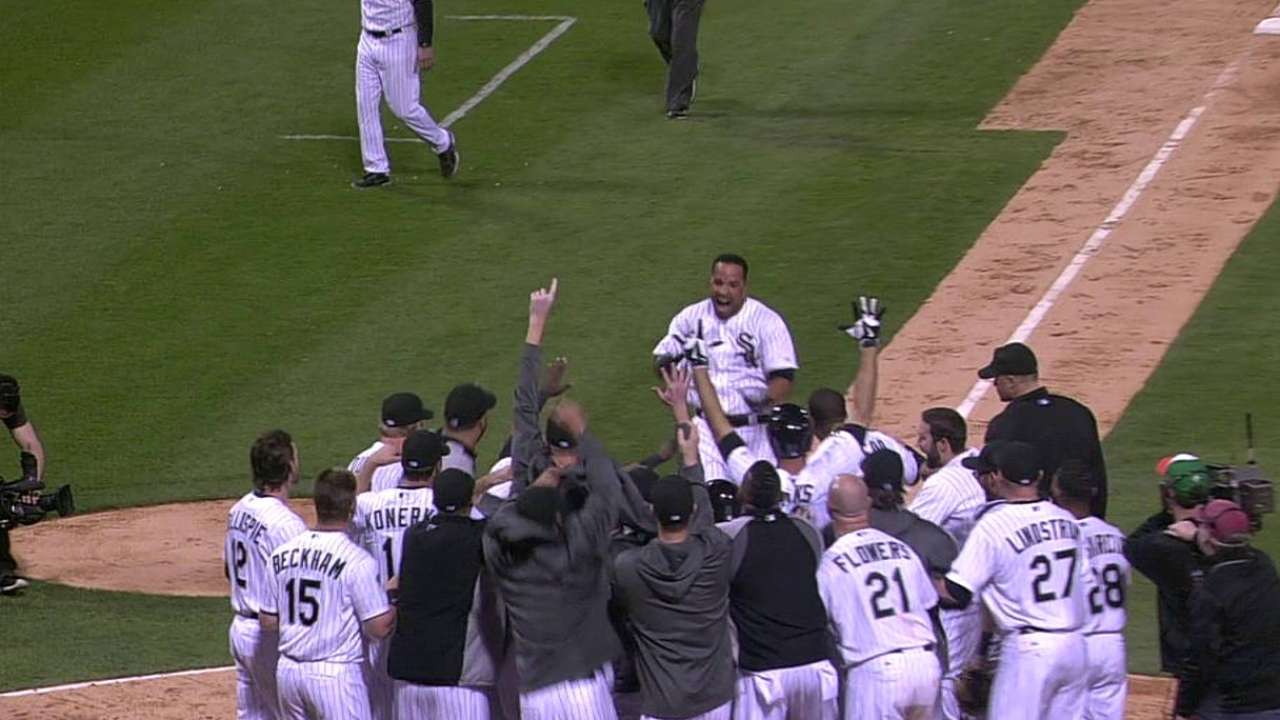 Abreu pega grand slam y Chicago deja tendido a T.B.