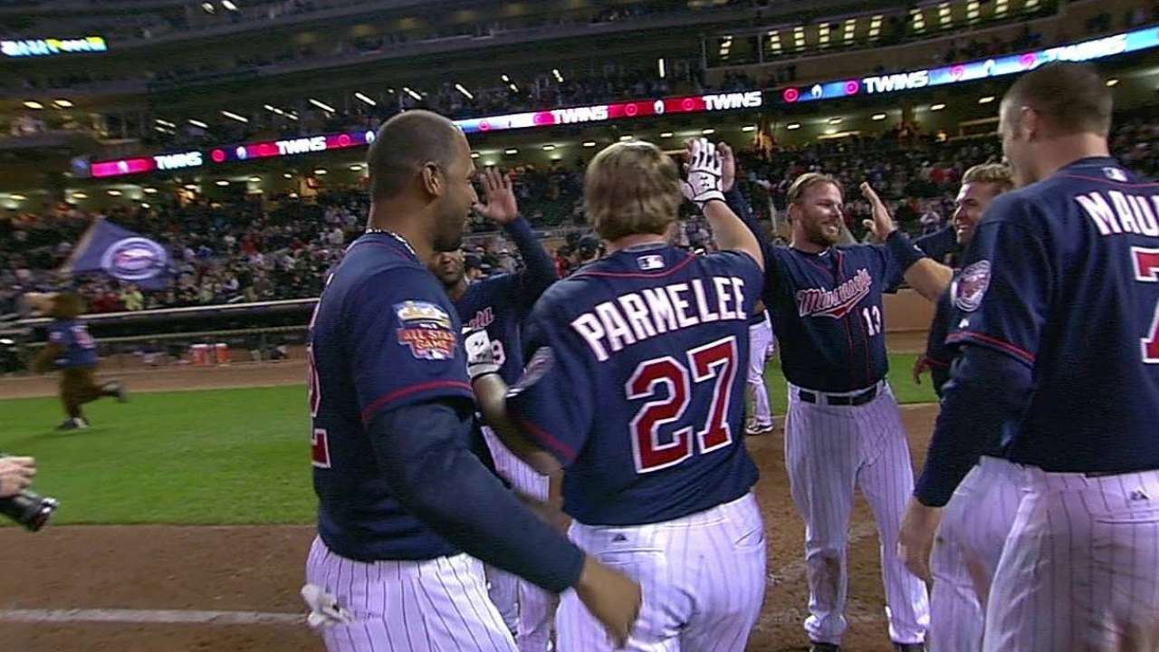 HR de Parmelee da triunfo a Mellizos sobre Boston