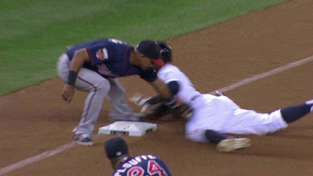 Twins get Mariners' Jones out twice on replay