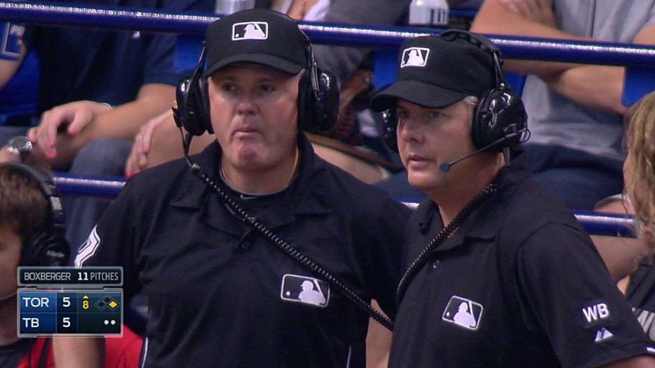 Maddon loses challenge on Loney's nice play