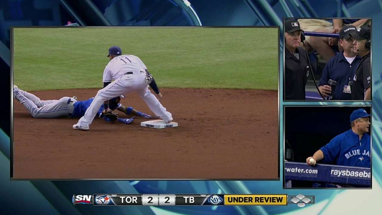 Reyes out at second as Blue Jays lose challenge