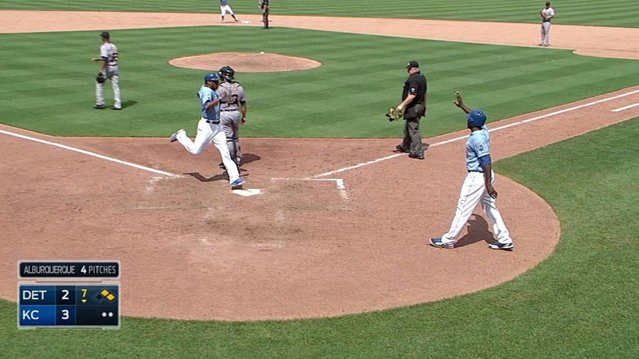 Reales le tunden a Verlander y superan a Tigres