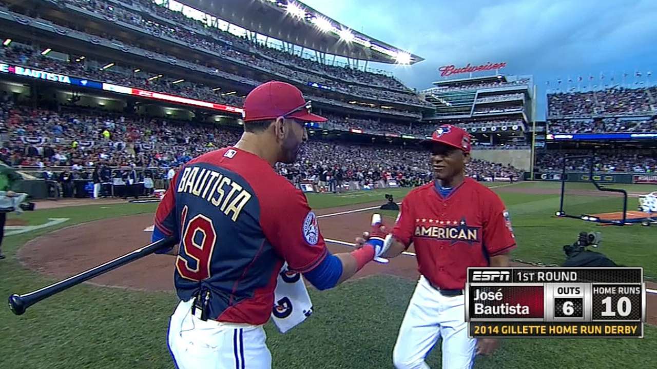 Bautista falls short after first-round fireworks