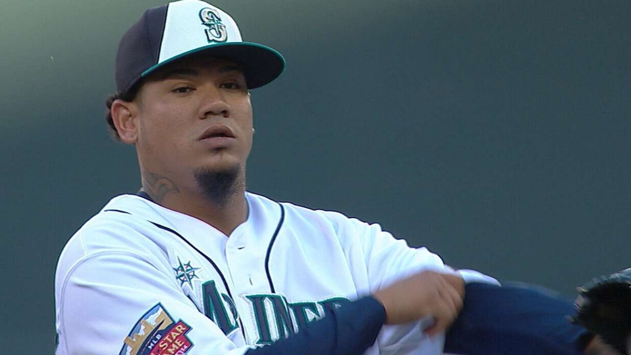 Felix sets tone for American League victory
