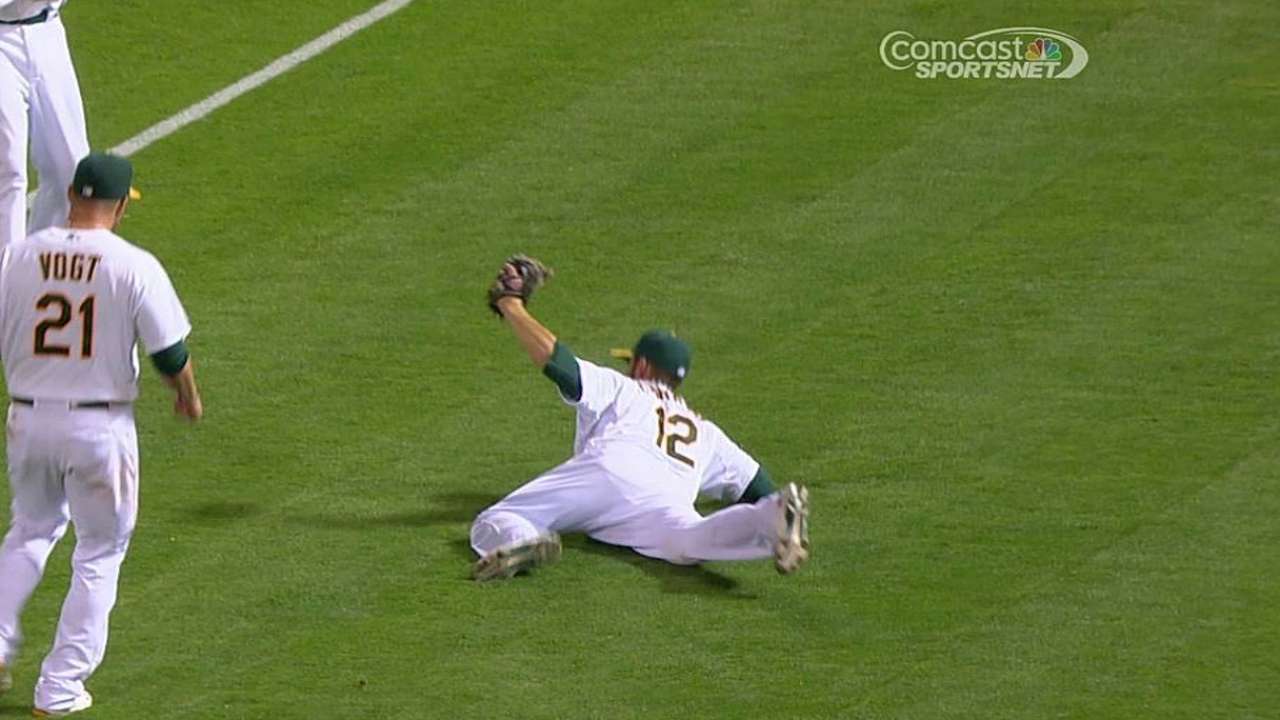 Lowrie goes on DL as expected, Parrino recalled