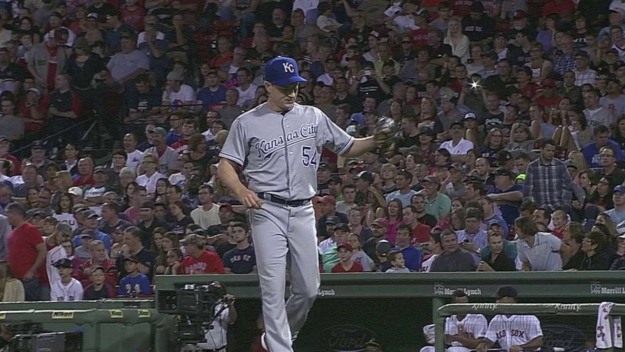 Frasor looking to set stage for Royals' bullpen