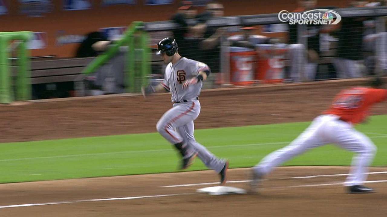 Giants lose late challenge at first base vs. Marlins
