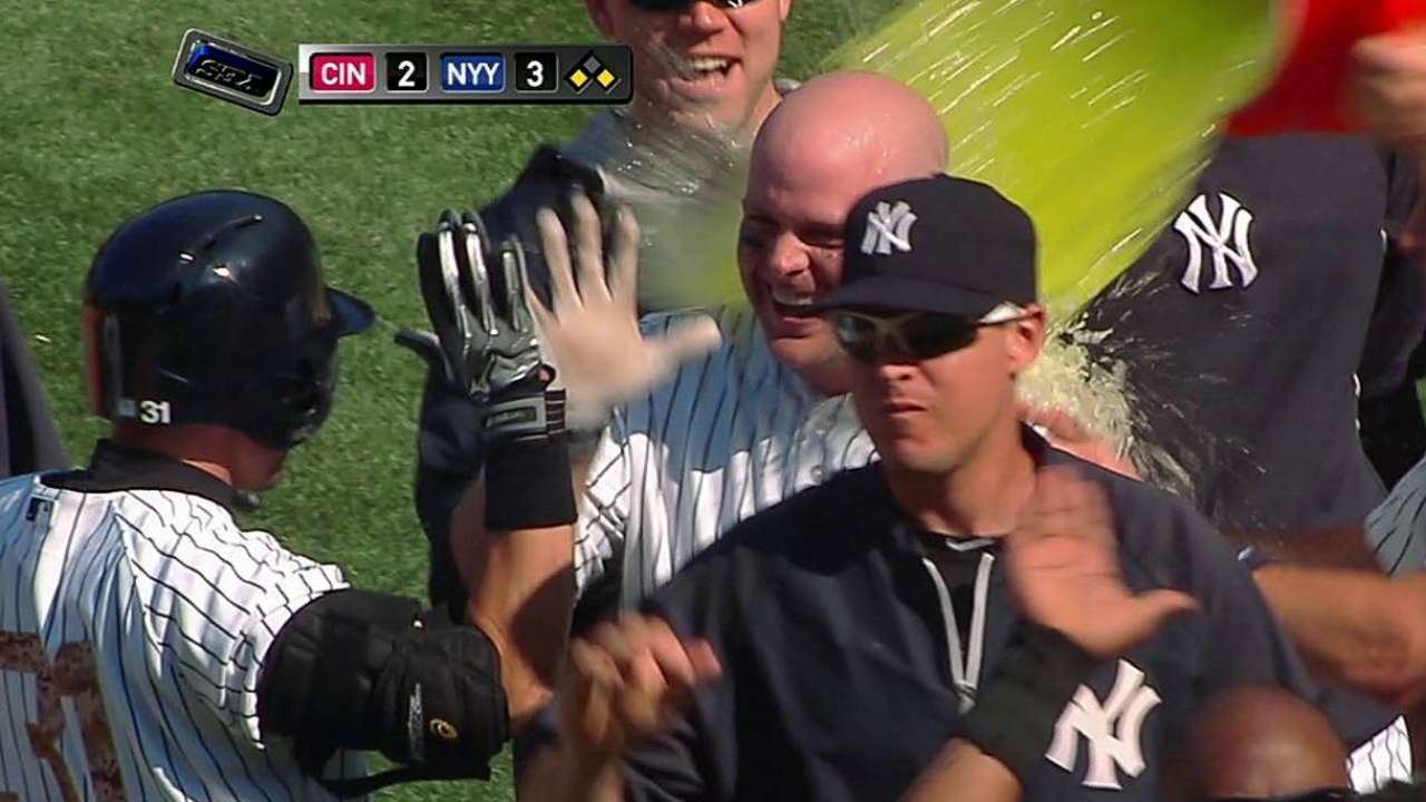 Yankees reaccionan para dejar tendidos a Rojos