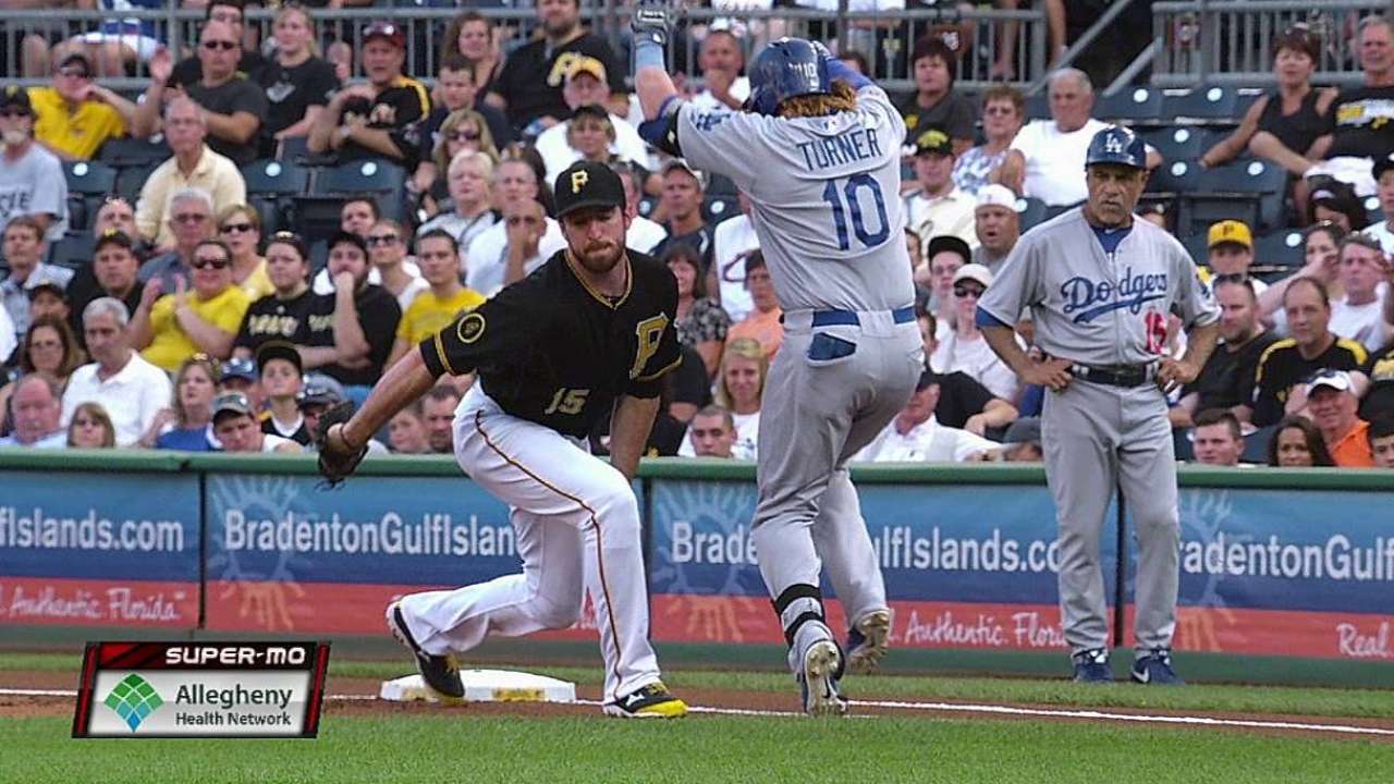 Bucs win two challenges in game vs. Dodgers