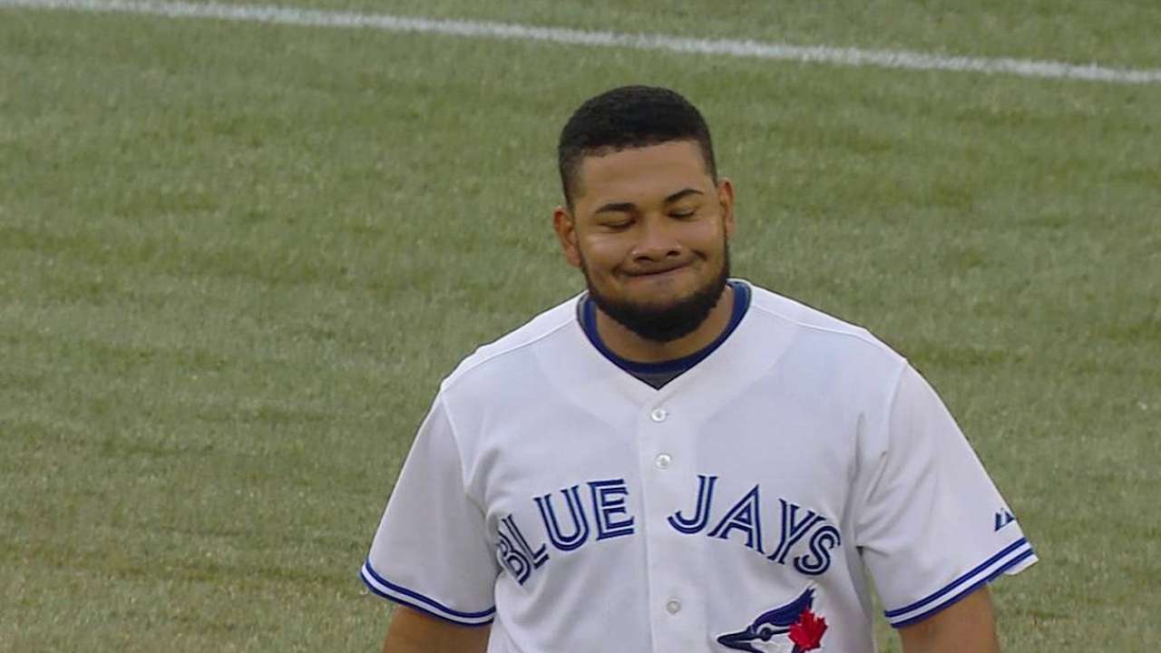 Melky collects two RBIs, both off pitchers' legs