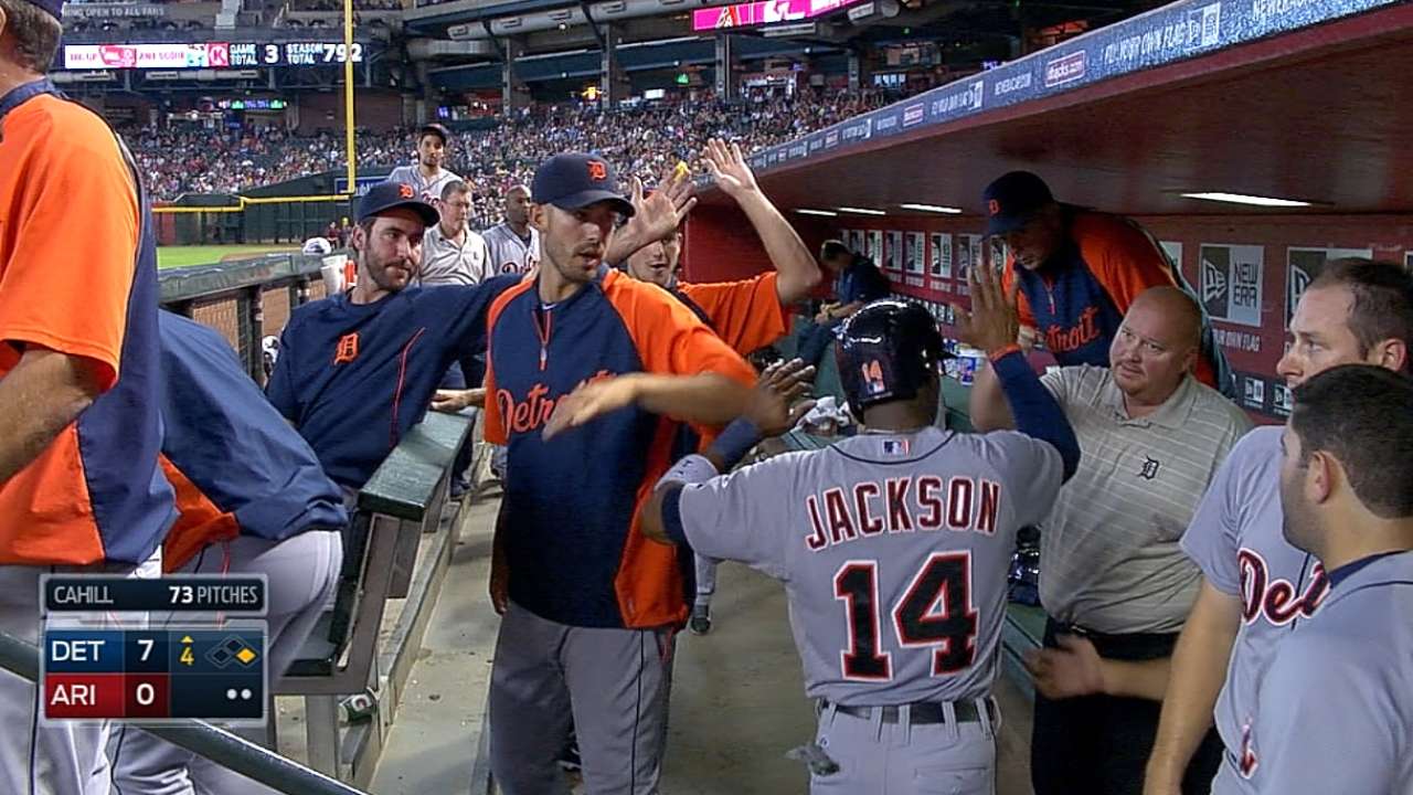 Tigers flex muscles, erupt to pull away from D-backs