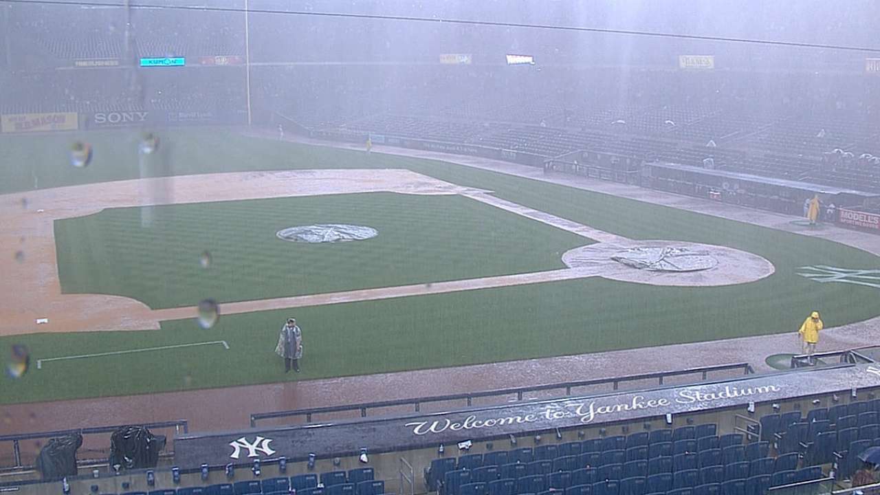 MLB issues statement on Bronx tarp malfunction