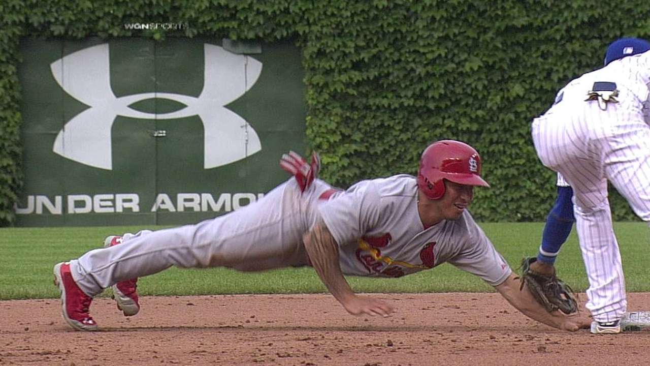 Cardinals' stolen base stands after replay