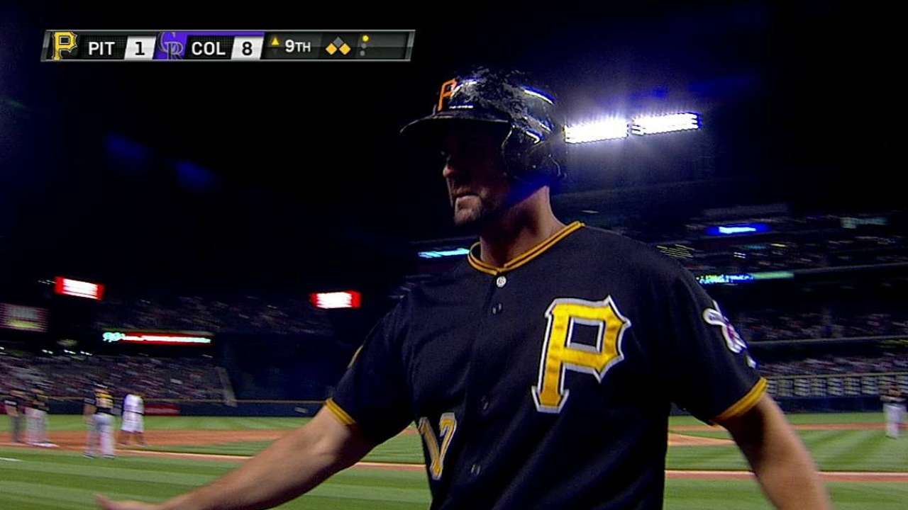 Bats, bullpen struggle in series opener against Rox