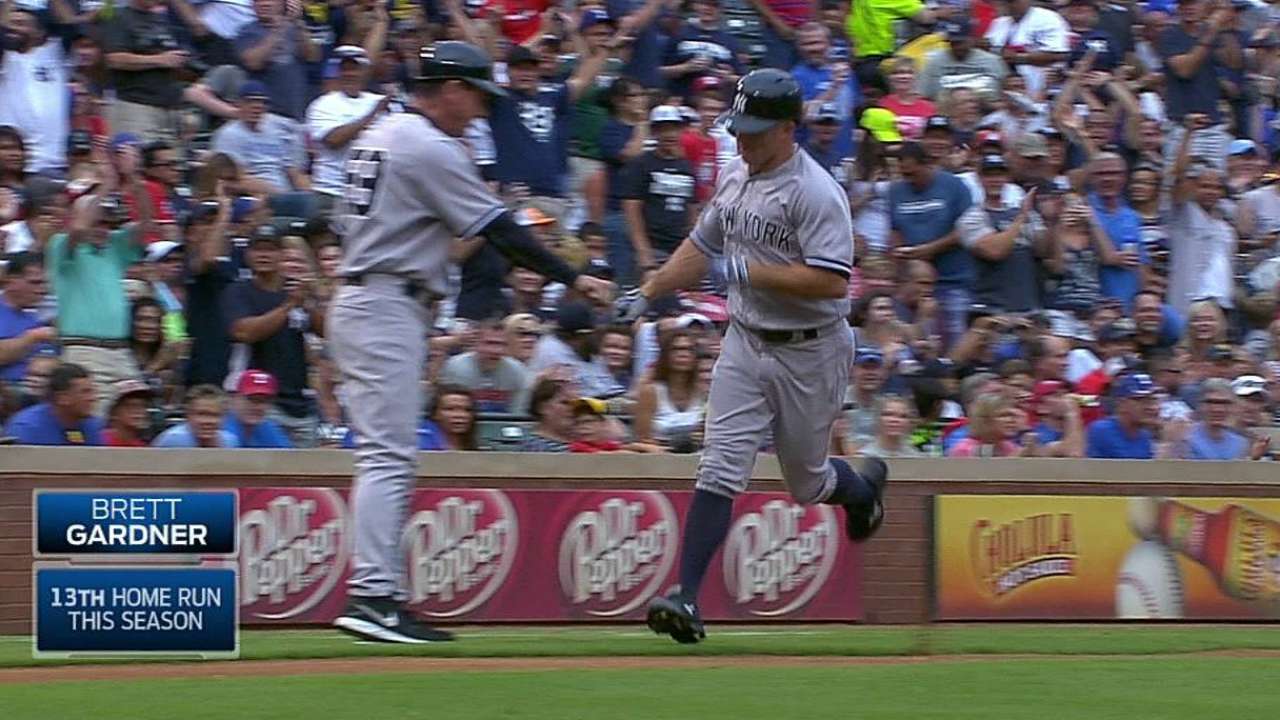 Gardner batea 4 hits y Yankees derrotan a Rangers