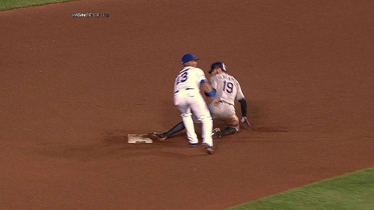 Cubs unsuccessful in challenge on steal call