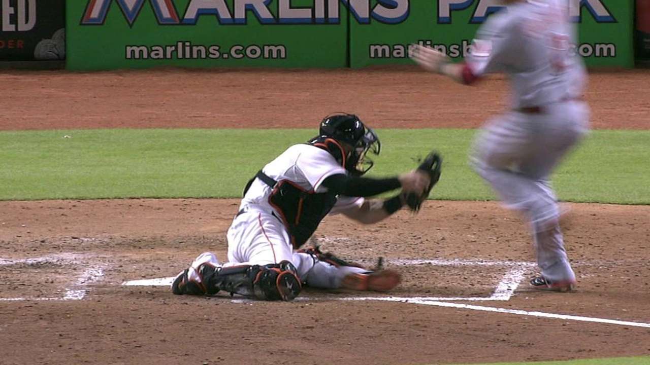 MLB afirma que no se equivocó al revisar jugada