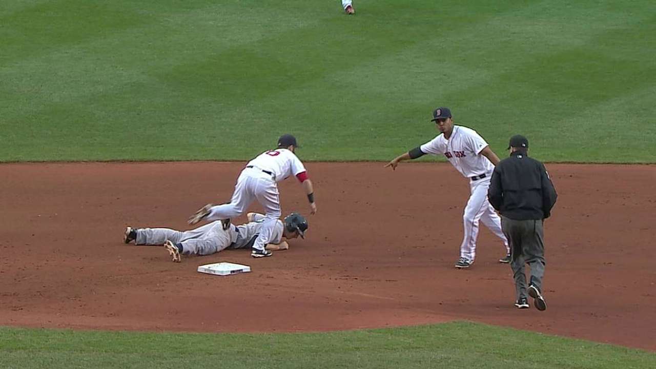 Vazquez catching on quickly for Red Sox