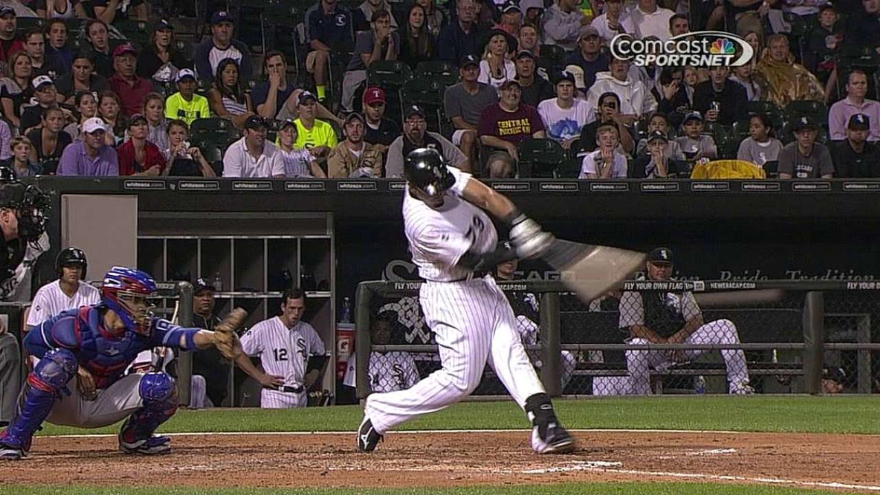 Flowers y Abreu guiaron a White Sox sobre Rangers