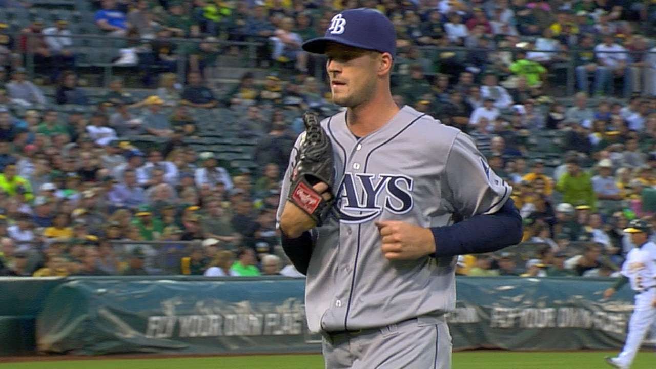Smyly's debut derailed by miscues, cold bats