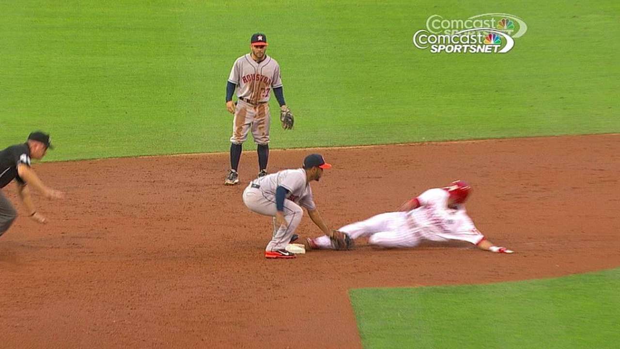 Phils lose challenge on Buchanan's first career hit