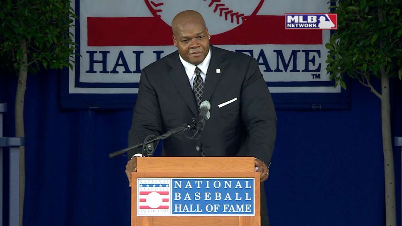 Thomas is inducted into HOF